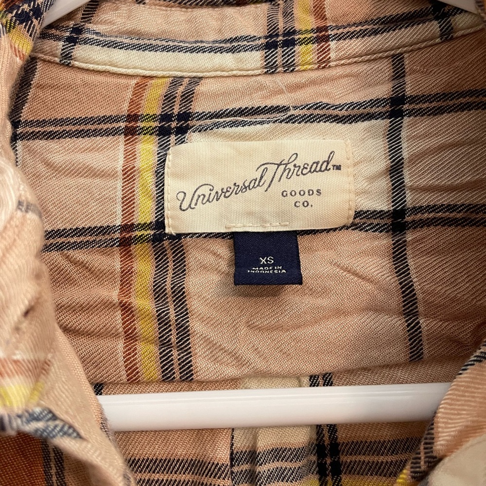Universal Thread Plaid Button Down Shirt - Picture 3 of 3